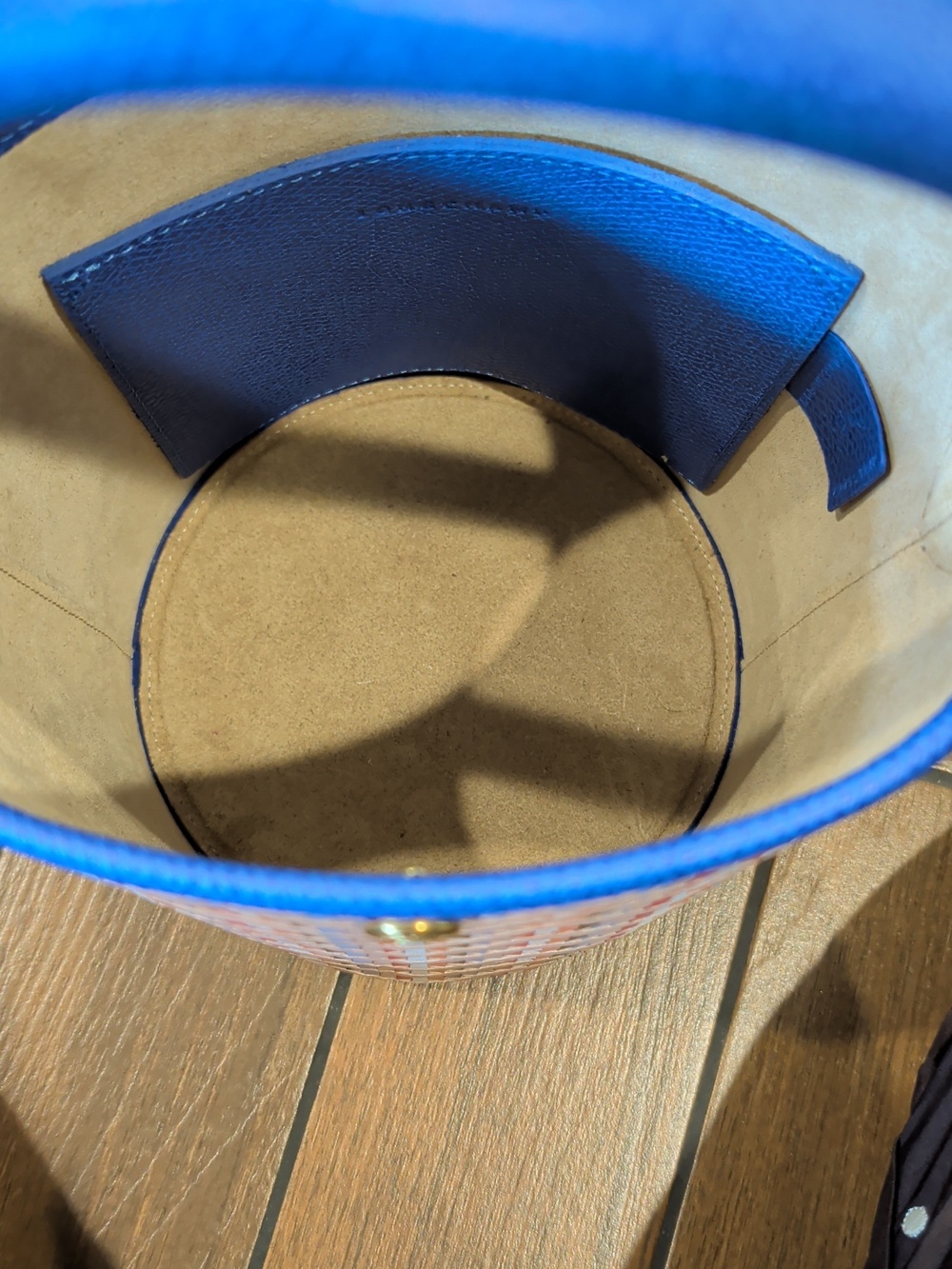 Longchamp Épure Bistro Bucket Bag - Picture 5 of 6